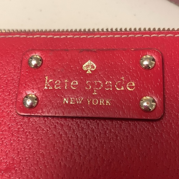 ♠️ Kate Spade Red Leather Wristlet / Wallet Lots of compartmentss fits iPhone ♠